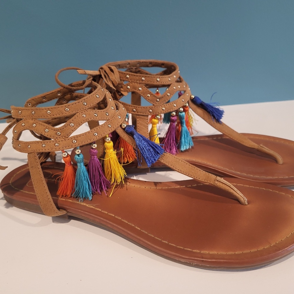 Jessica Simpson Women's Kamel Dress Sandal, Size 10, Colorful tassels